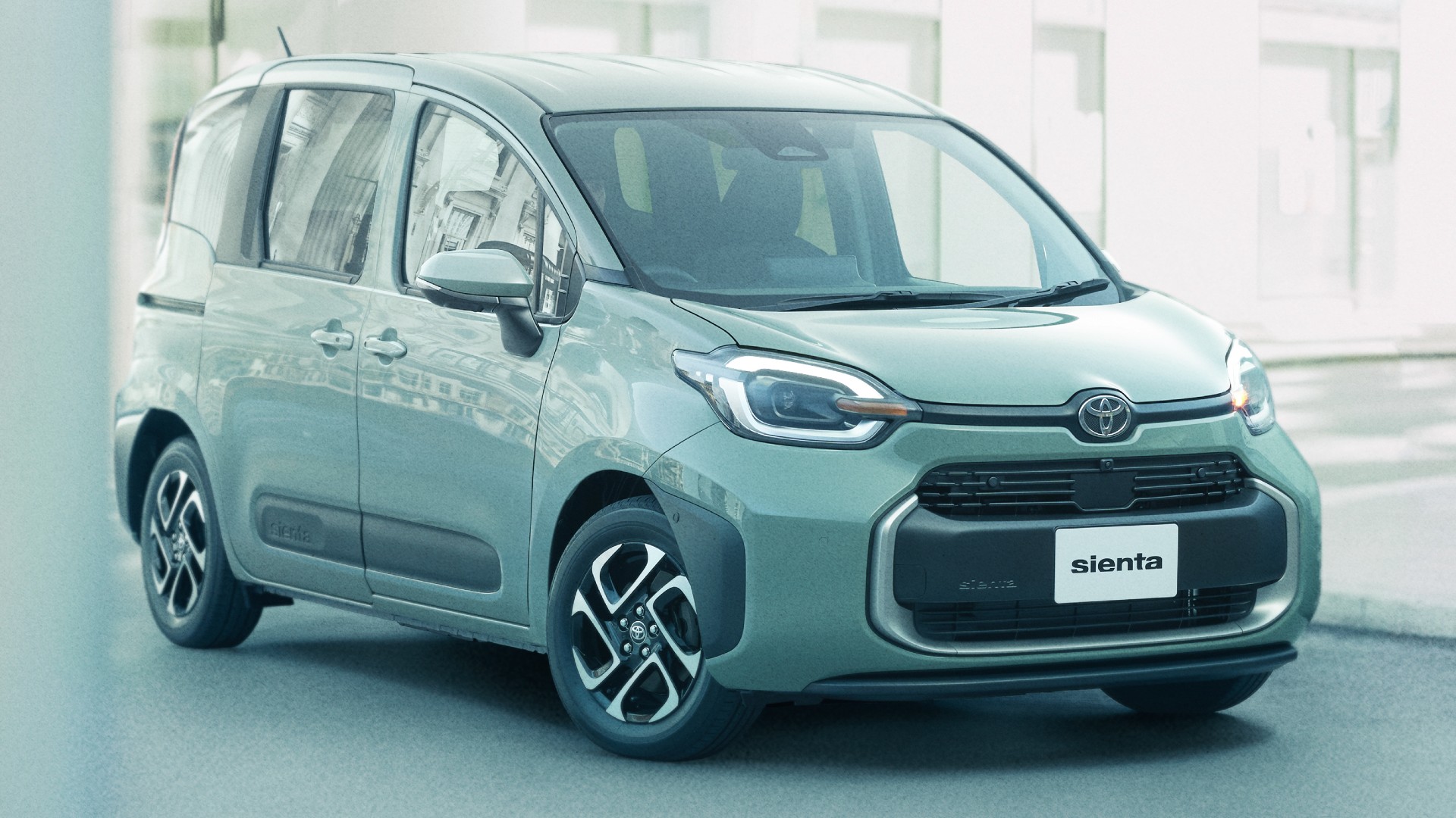 Indikasi Dijual, Toyota Sienta Baru Sudah Terdaftar di Indonesia