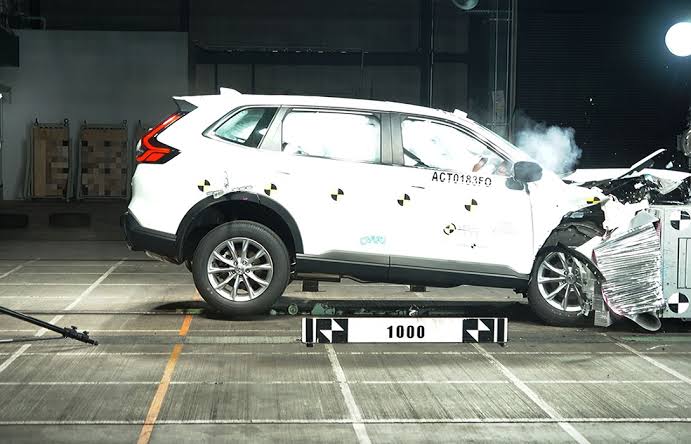 Honda CRV uji Tabrak ASEAN NCAP